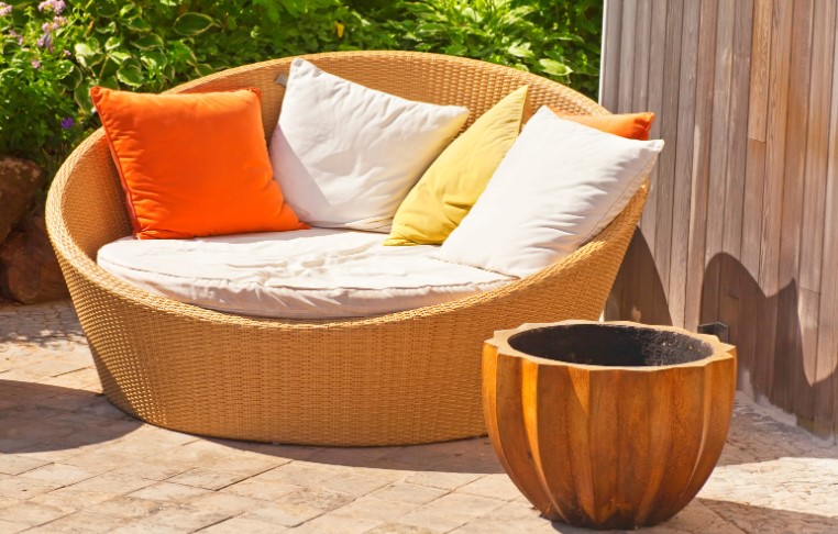 Top 10 Websites To Buy Ex-Display Garden Furniture Clearance In The UK