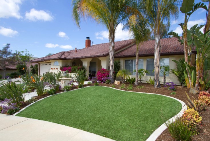 Best Time to Lay Turf UK: When Is the Perfect Month of the Year?