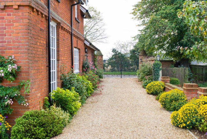 What are the Key Factors Affecting Driveway Costs