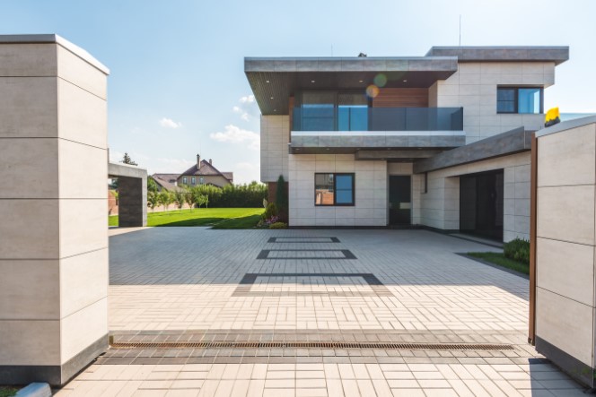What Factors Influence the Cost of a New Driveway in the UK