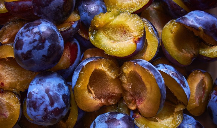 Can You Freeze Plums at All