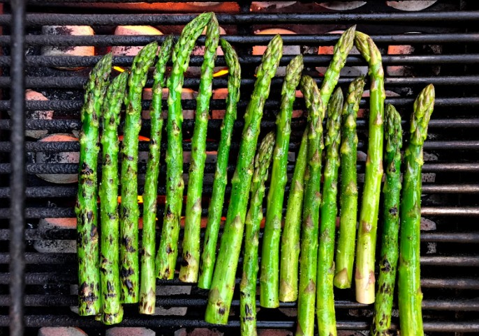What Are Some Easy Ways to Cook Asparagus